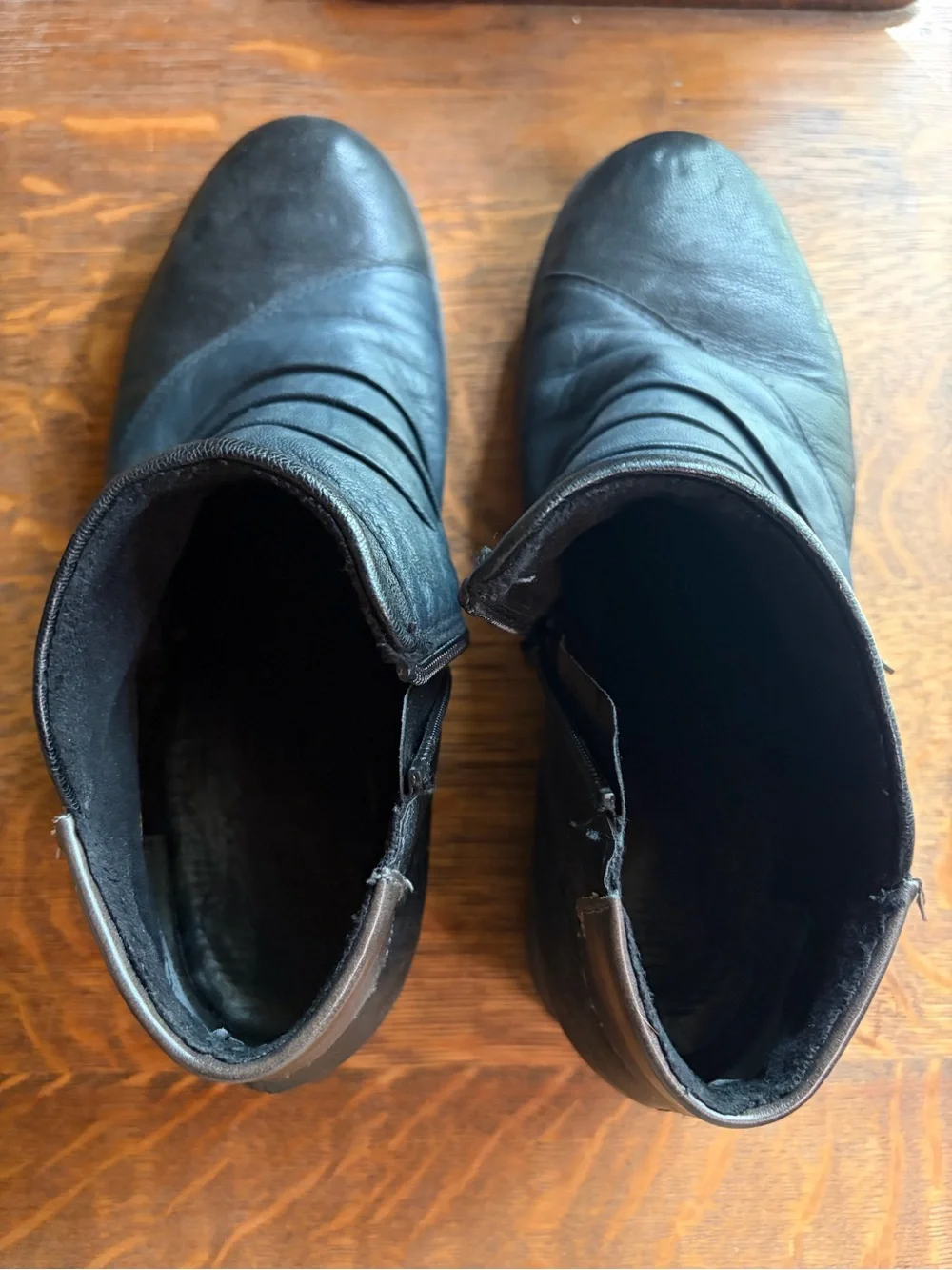 Dark Blue and Black Leather Ankle Boots by Remonte, Brown Detail and Side Zipper